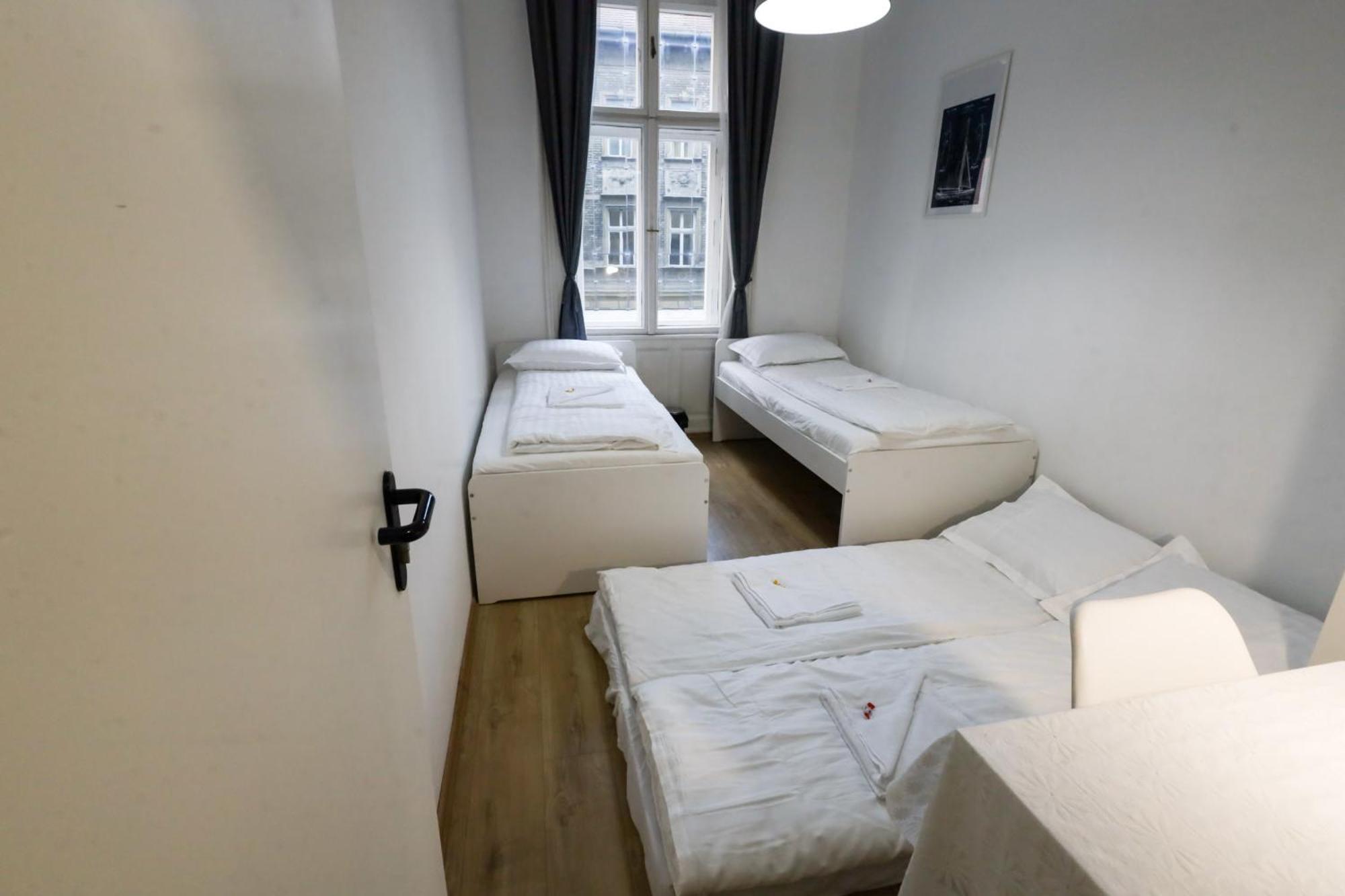 Pest-Port Apartment 4 Rooms For 16 Person Budapest Ngoại thất bức ảnh